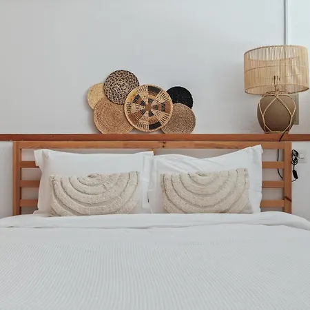 Casa Four Charming Ibiza With Sea View! בית נופש
