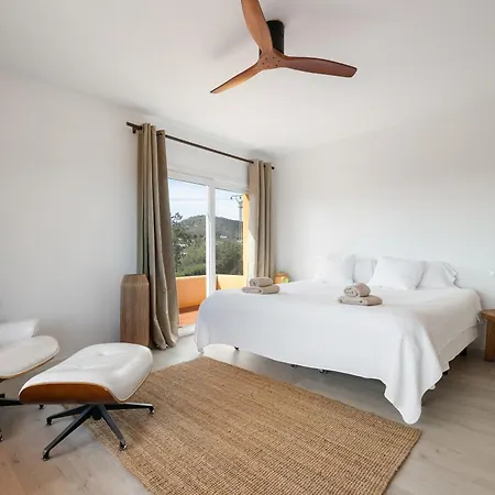 בית נופש Casa Four Charming Ibiza With Sea View!